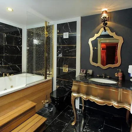 Camelot Boutique Akyarlar